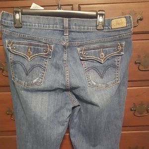 Levi's bootcut jeans
